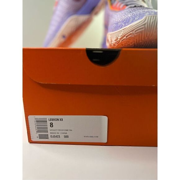 LeBron XX “Purple and Gold” BRAND NEW WITH BOX - Picture 4 of 11